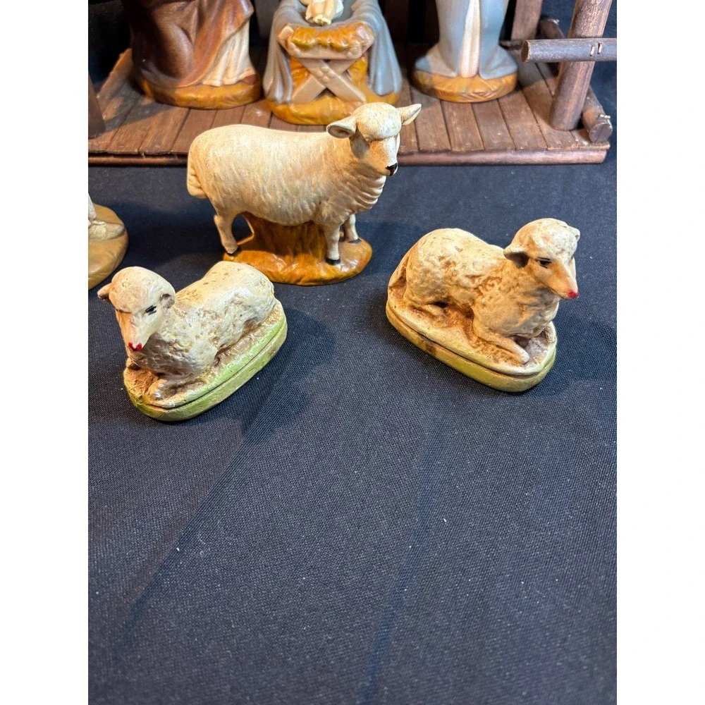 Wooden Nativity Stable Scene Stable Creche Christmas 16 Decor Figures with  barn